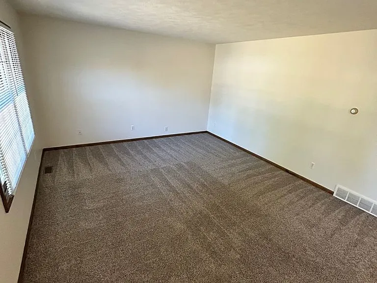 254 & 256 Church Street Ct — Photo 3