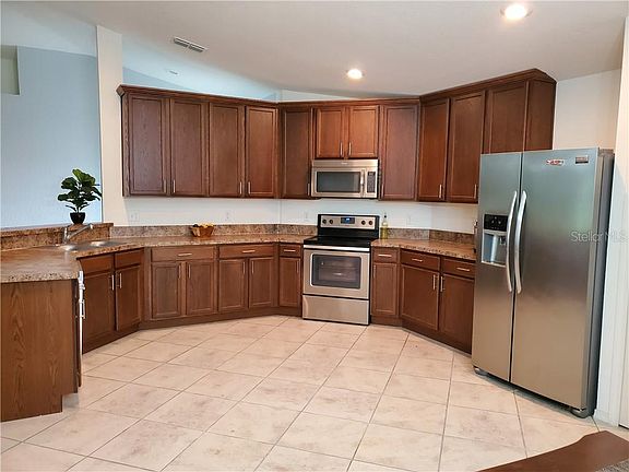 3rd image of 967 Buccaneer Blvd