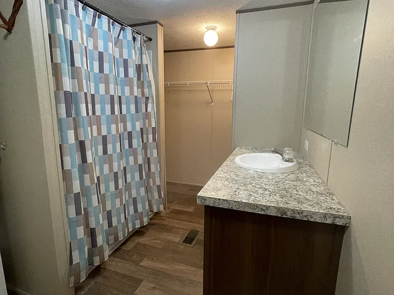 2312 Robley Dr — Photo 7