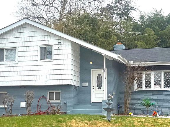 2nd image of 11321 College View Dr