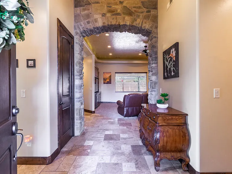 2732 S 4010 W — Photo 7