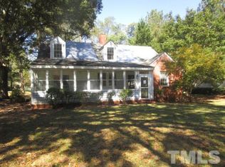 116 W Glenn St, Zebulon, NC 27597