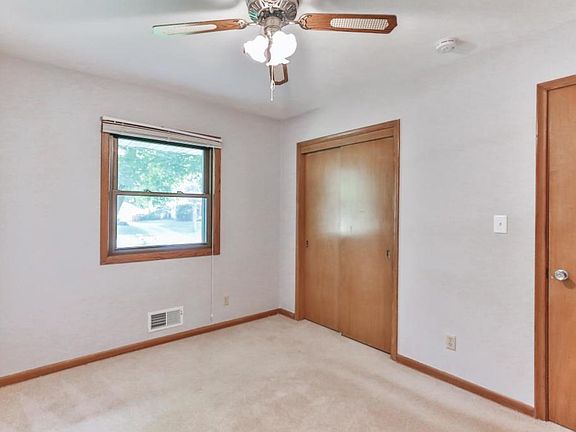 5th image of 2344 Mayfair Ave