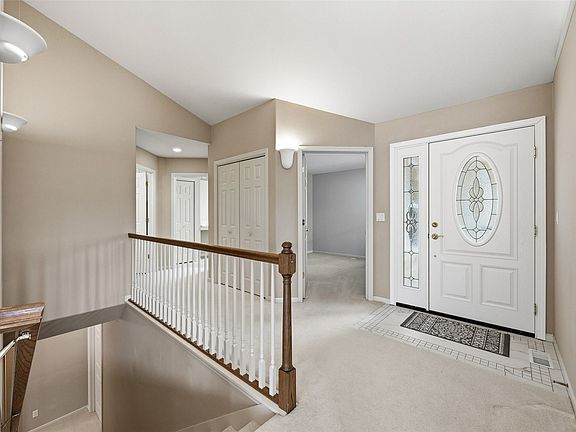 4th image of 3801 Willowbend Ct NE