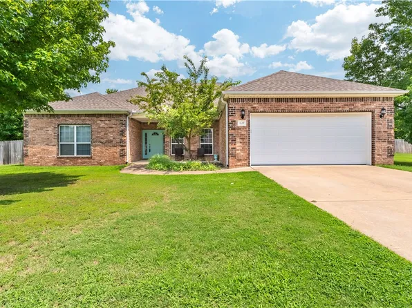1422 N Shetland Dr, Fayetteville, AR 72704