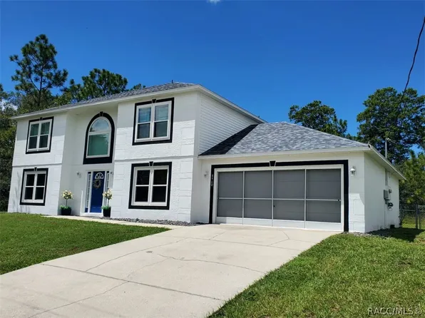 8960 N Athens Dr, Citrus Springs, FL 34433