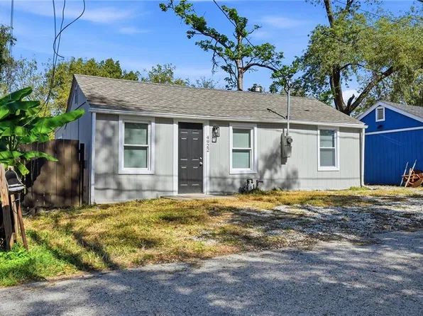 4922 Blue Ln, Kansas City, KS 66104