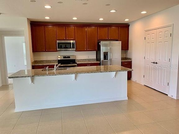 3rd image of 5031 Beauclair St