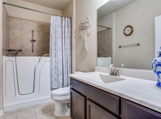 4216 Hialeah Dr, Denton, TX 76210