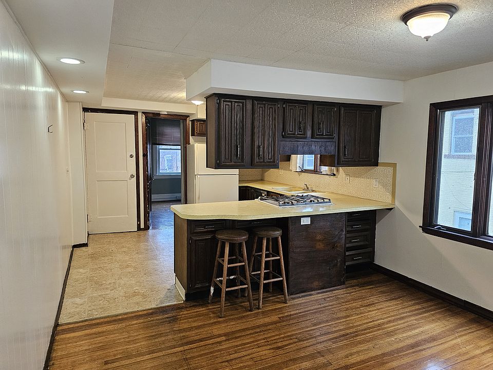 1st image of 414 Prospect Ave #4