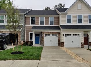 12736 Prestonfield Dr, Chester, VA 23836