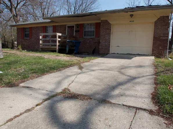 10230 Meadowlark Dr, Indianapolis, IN 46235