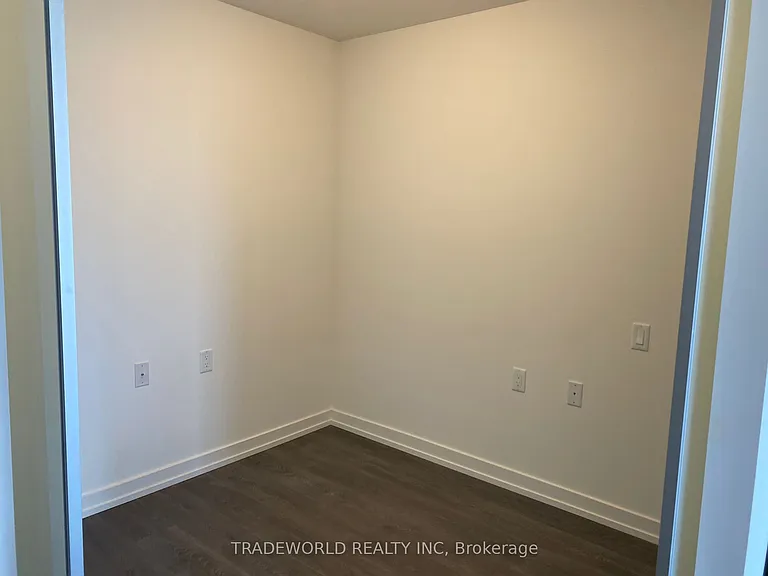 203 College St #901 — Photo 4