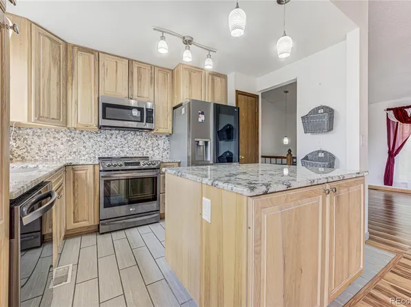 2880 S Halifax Street, Aurora, CO 80013