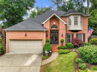 350 Fountain Oaks Ln, Sandy Springs, GA 30342