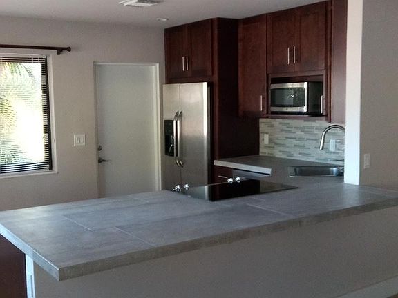 2nd image of 39 NE 19th Ave #1