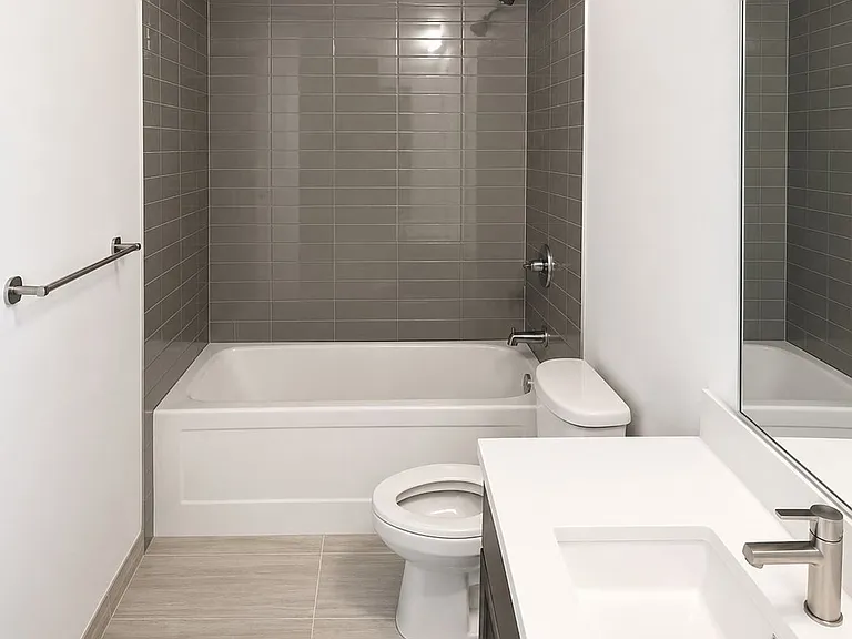 25 Wellington St S #3408 — Photo 14