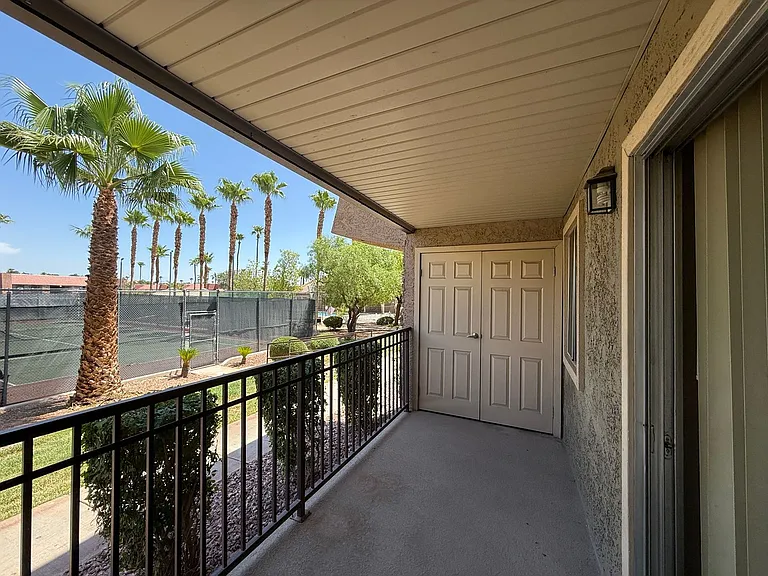 5163 Indian River Dr #201 — Photo 11