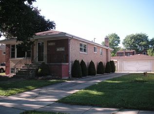 5930 W 88th Pl, Oak Lawn, IL 60453