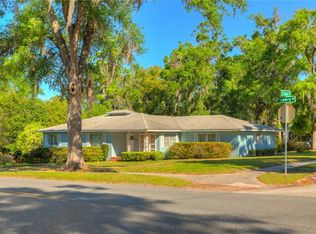 809 W Howry Ave, Deland, FL 32720
