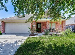 1018 Red River St, League City, TX 77573