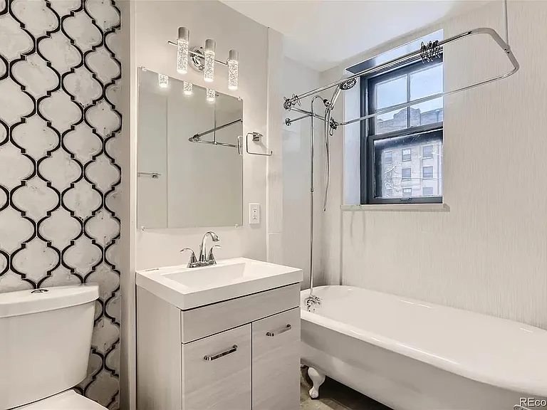 215 E 11th Ave #B5 — Photo 8