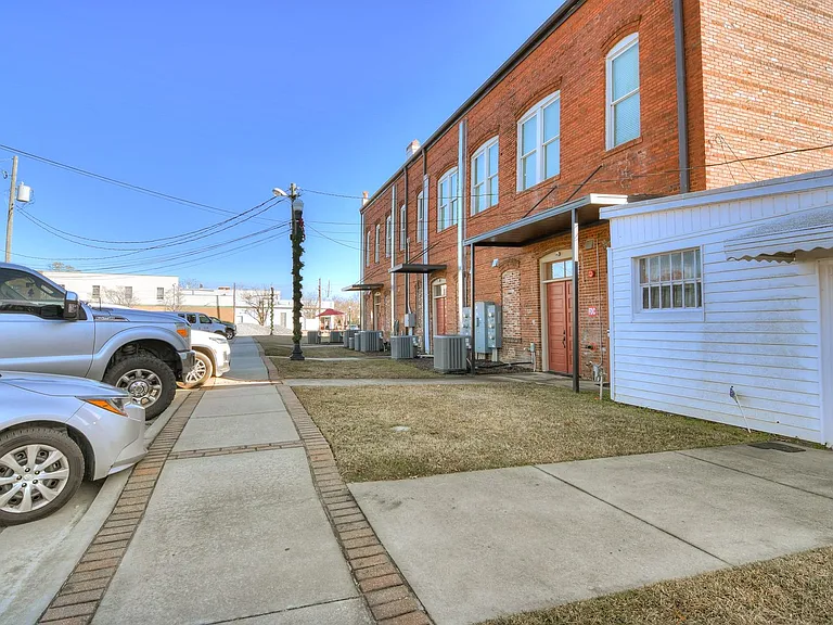 164 N Louisville St #2 — Photo 10