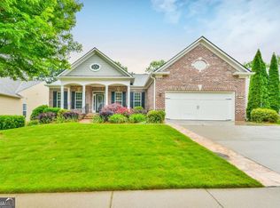 6714 Amherst Dr, Hoschton, GA 30548