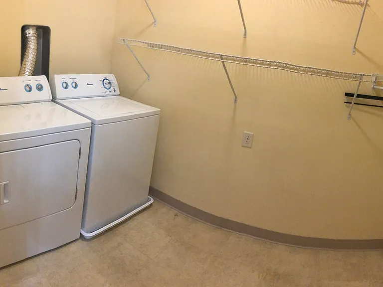 201 E Lane St #2 — Photo 7