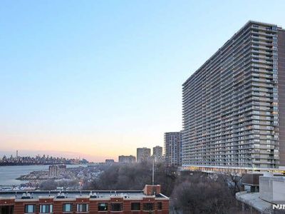 1530 Palisade Ave #A, Fort Lee, NJ, 07024