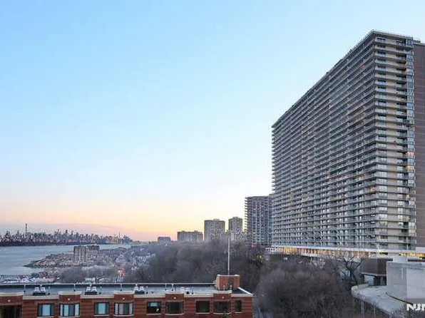1530 Palisade Ave #A, Fort Lee, NJ 07024