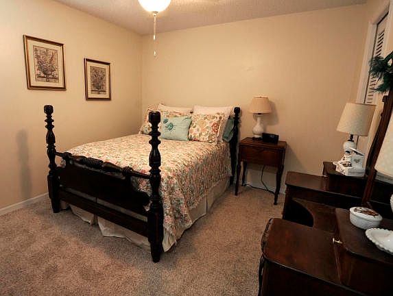 3rd image of 358 Woods Lake Dr