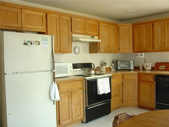 3rd image of 15424 182nd Ave SE