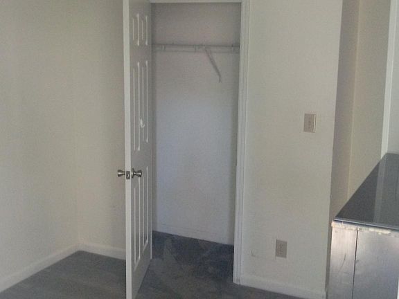 Upstairs back bedroom
