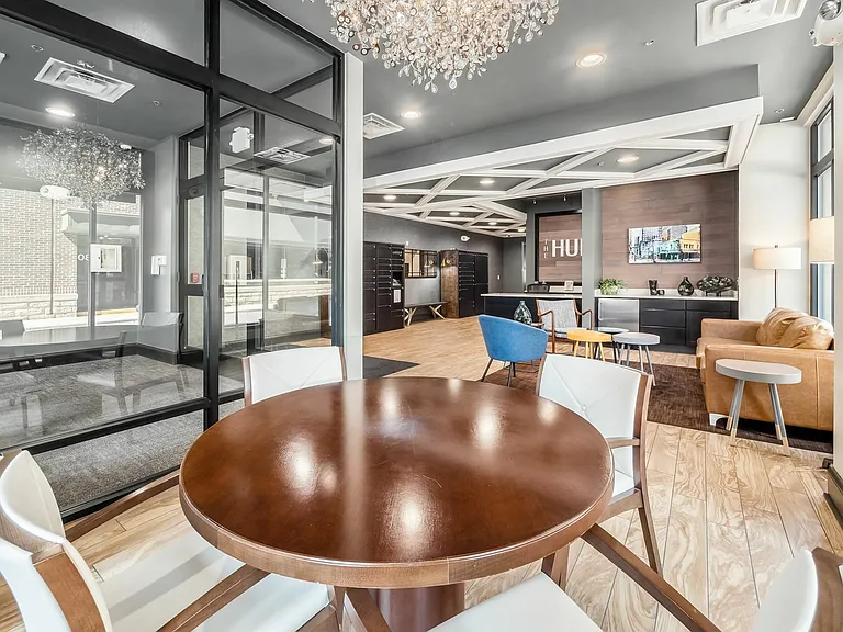The Hub — Photo 6