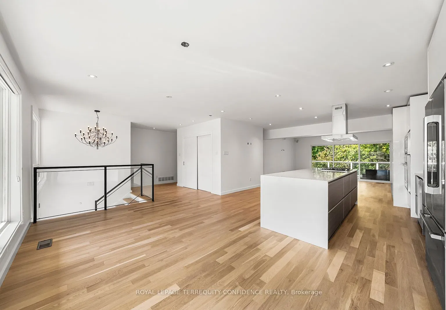 3 bed, $7,000 — Photo 4