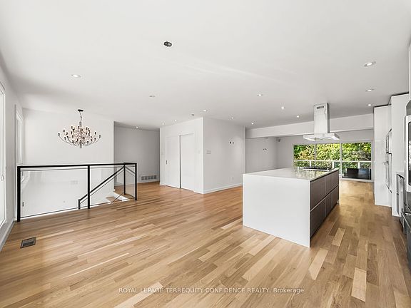 4th image of 36 Sutcliffe Dr