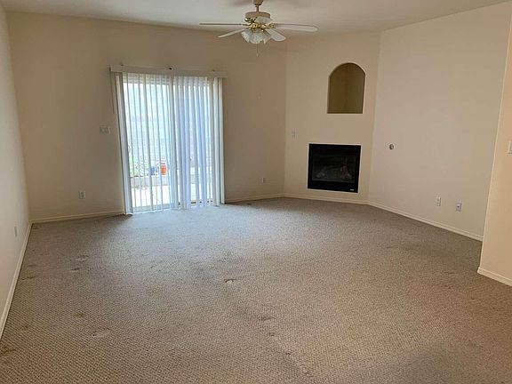 3rd image of 320 Kaylyn Dr SE