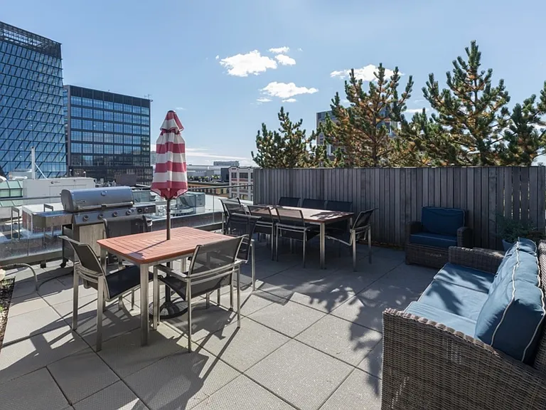 346 Congress St #209 — Photo 9