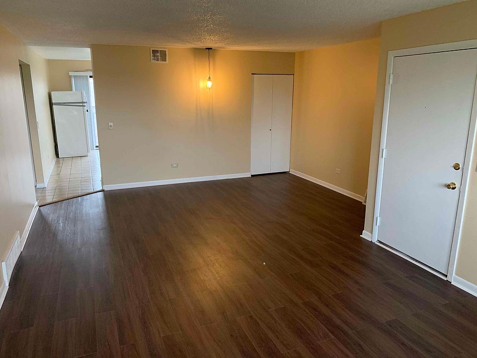 1st image of 1452 Carol Ct APT 3B