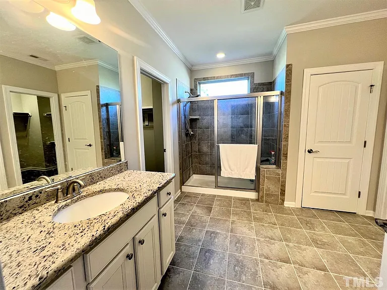 416 Daylin Dr — Photo 27