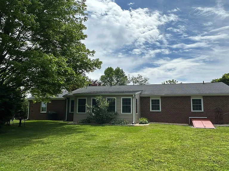 541 Cheyney Rd — Photo 6