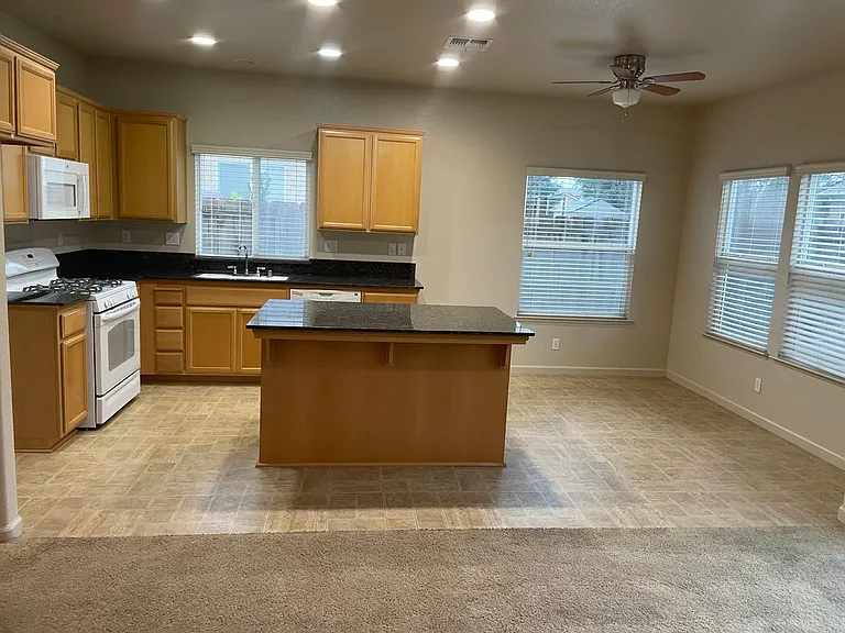 3309 S Rose Brook Dr — Photo 19