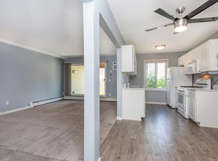 10630 Rockford Rd APT 104, Plymouth, MN 55442