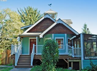 20235 Whaleshead Rd, Brookings, OR 97415