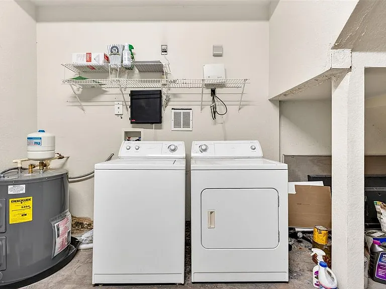 105 Bradford Beach Ct #105 — Photo 27