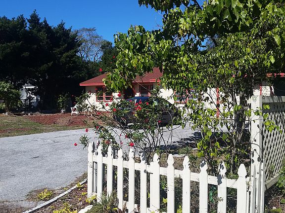 2nd image of 2189 Orchid St