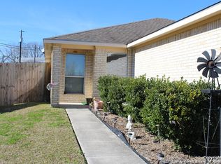 122 Long Ln, New Braunfels, TX 78130