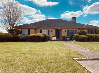 6915 Westgate Dr, Beaumont, TX 77706