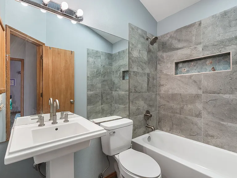 3490 Flying Horse Rd — Photo 14